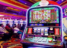 555 slots မြန်မာ ကစားသူ APP မှ အွန်လိုင်း စလော့ Jackpot ကစားနေသည်